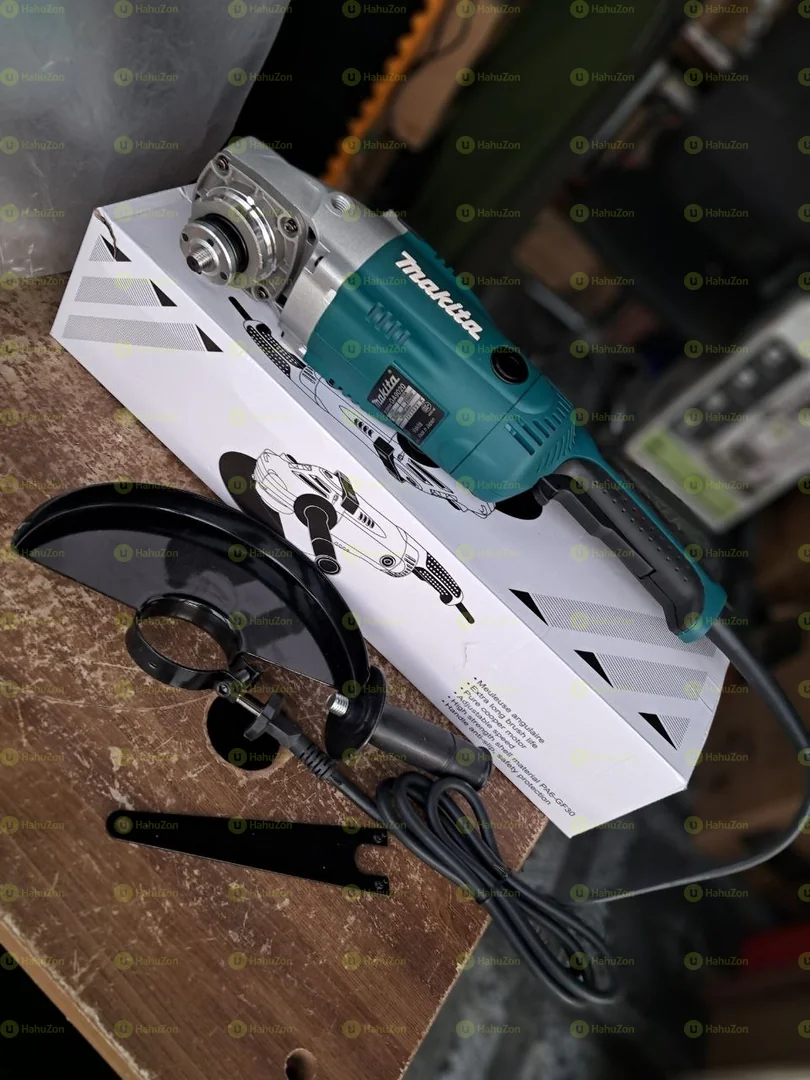 MAKITA ANGEL GRINDER 2400W