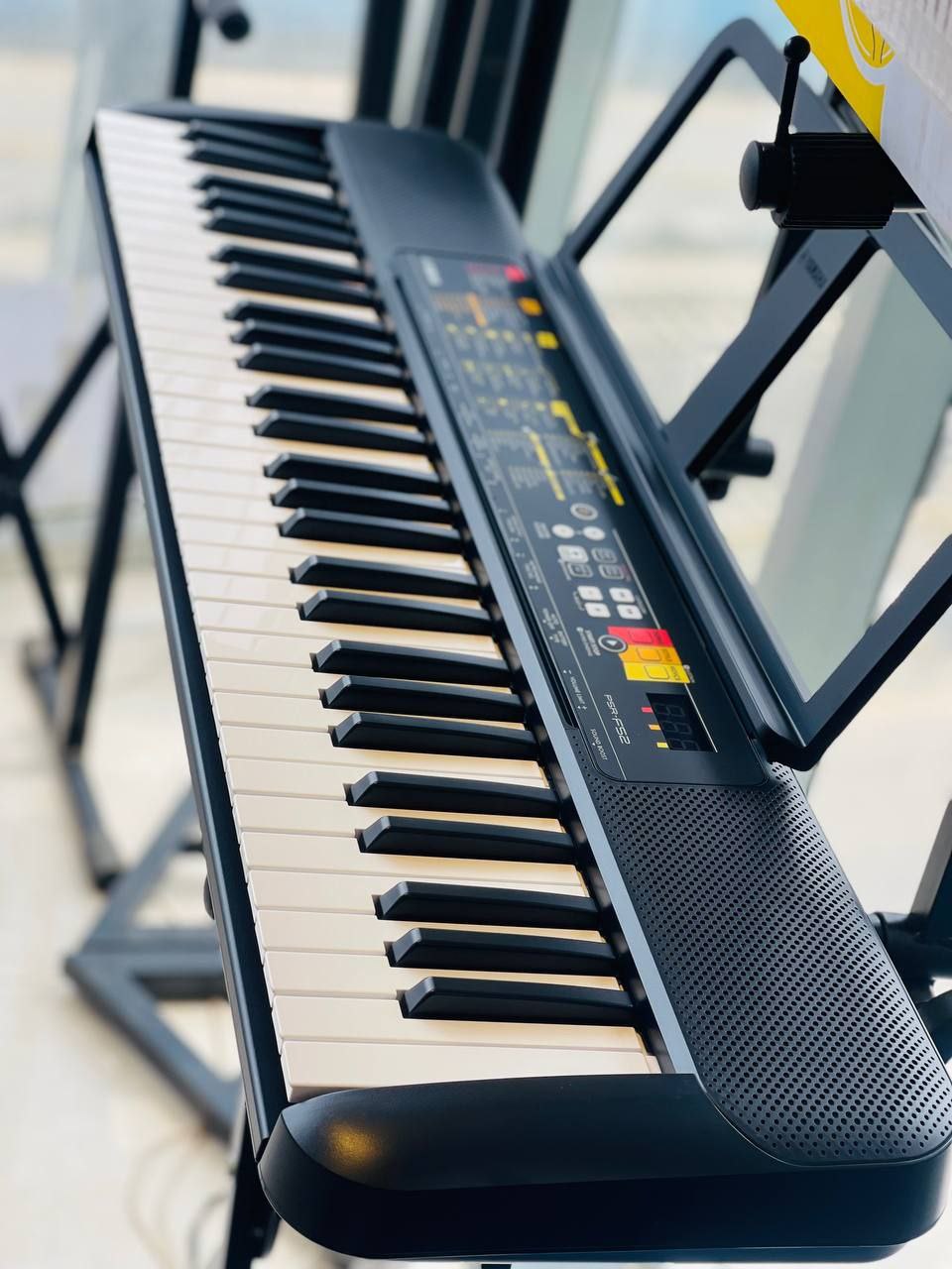 Yamaha F 52 Keyboard