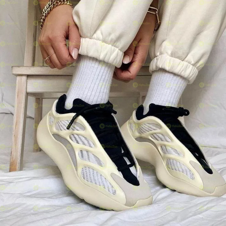 Adidas Yeezy 700 Men's Shoes