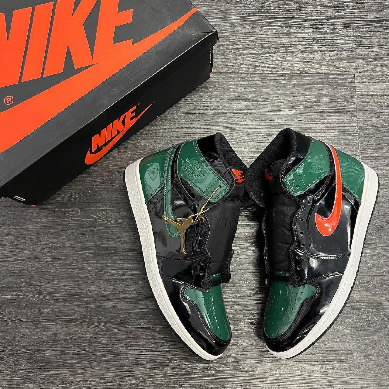 Air Jordan 1 Men's Shoes