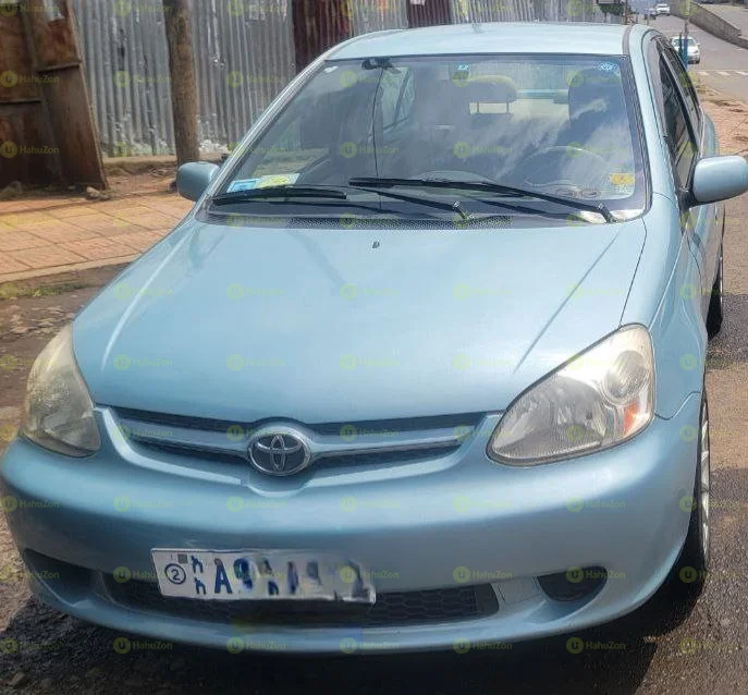 2005 Model-Toyota Platz