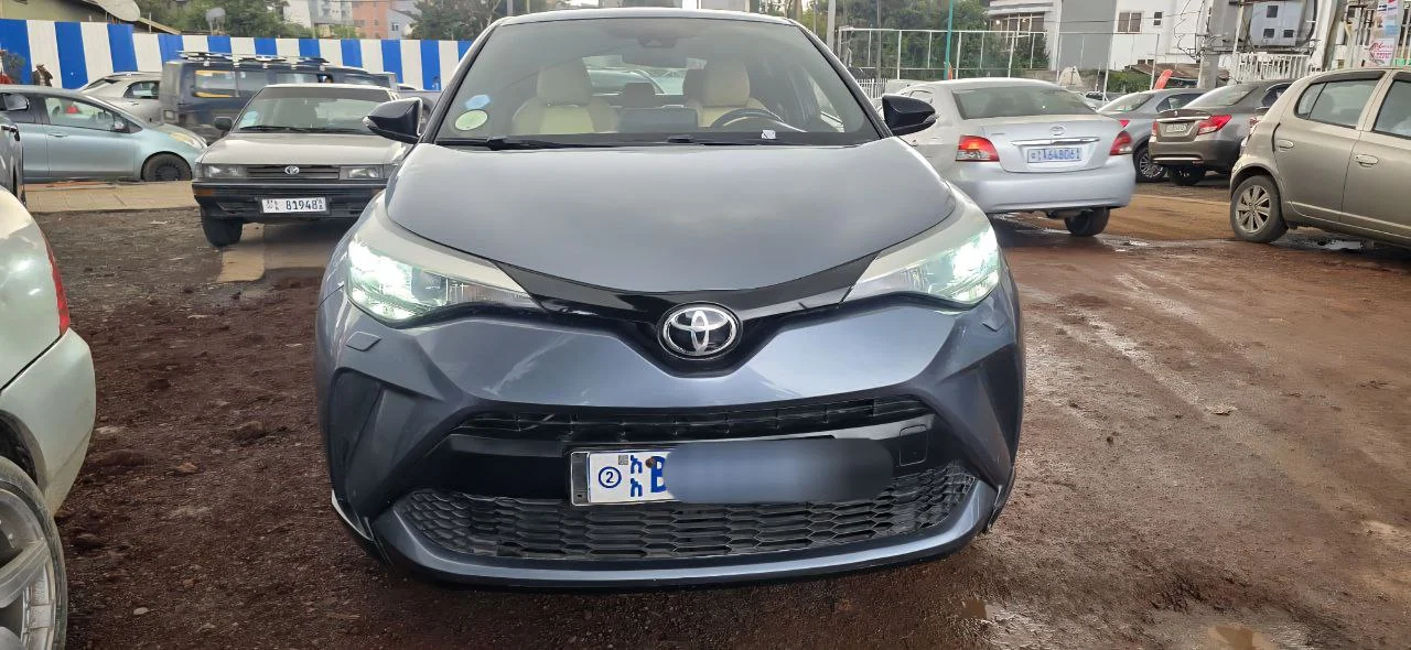 2020 Model-Toyota Ch-R