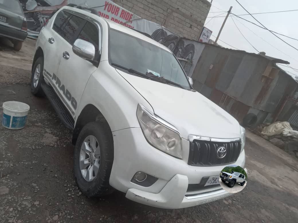 2012 Model-Toyota Land Cruiser Prado