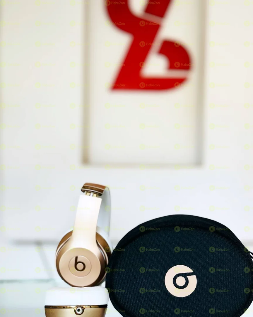 Beats by Dre Wireless Headphones