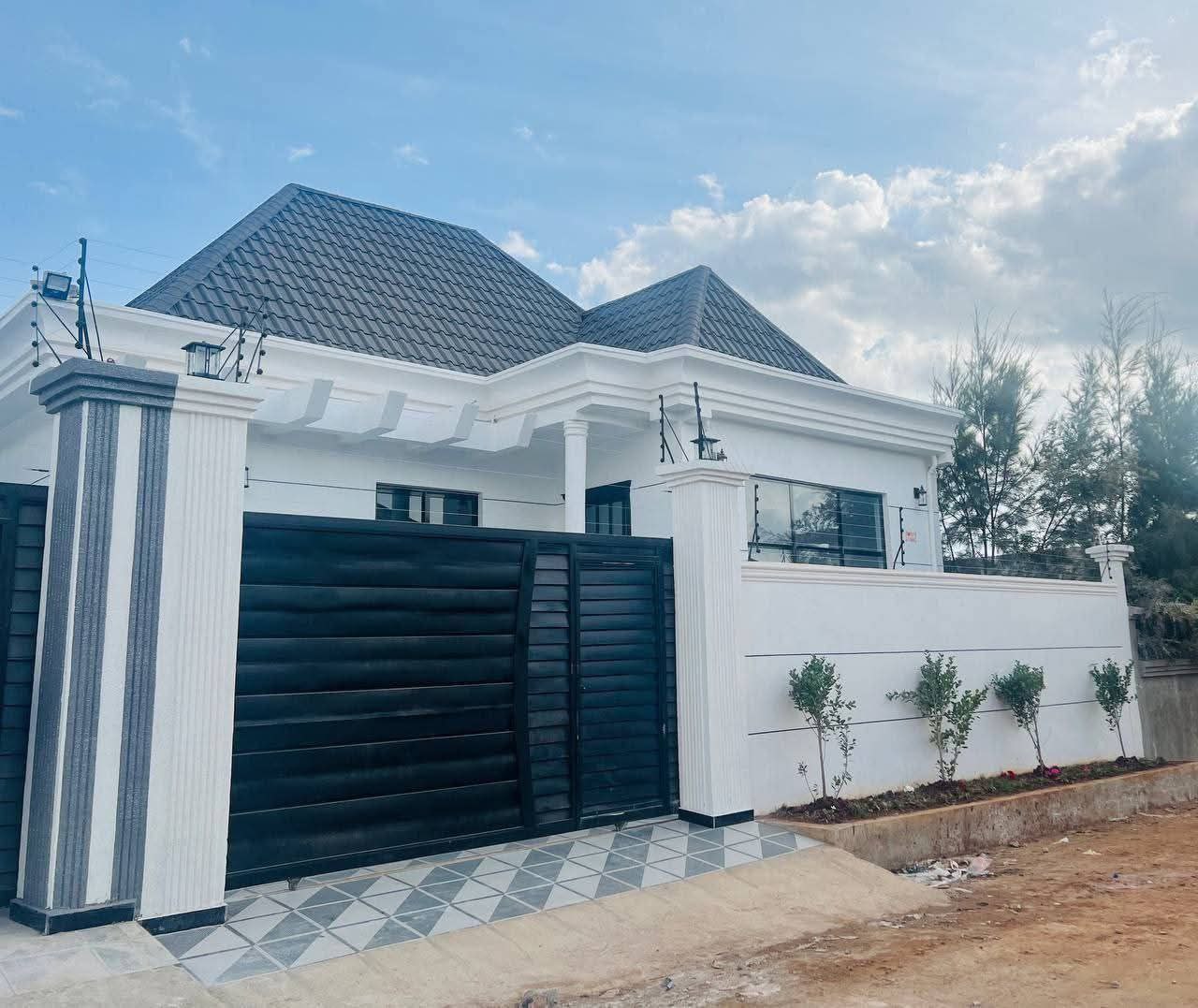 250 ካሬ የሚሸጥ ቪላ ቤት በጣፎ