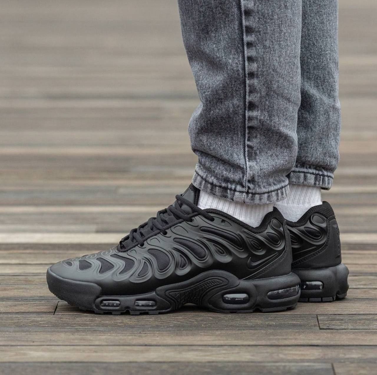 Nike Air Max Plus Drift Men’s Shoes
