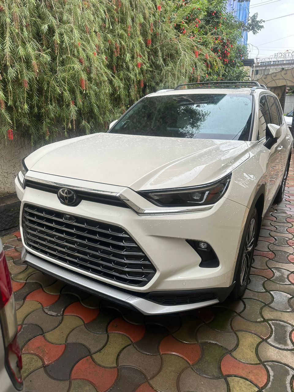 2024 Model-Toyota Highlander