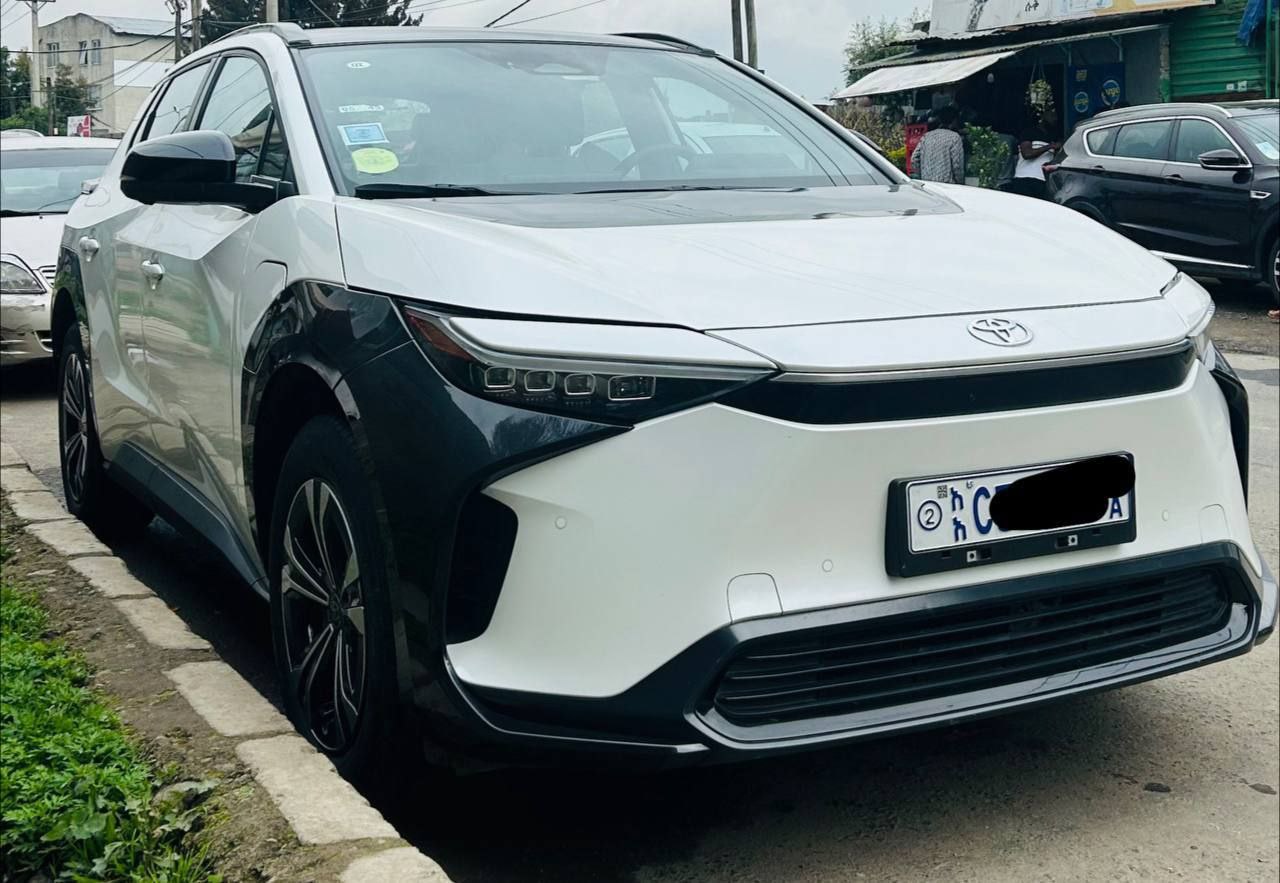 2023 Model-Toyota Bz4x 4WD