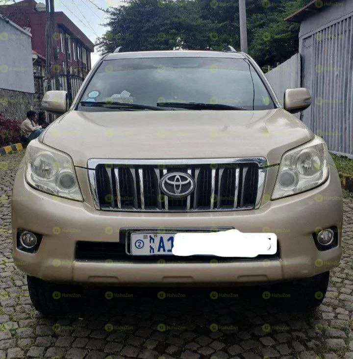 2011 Model-Toyota Land Cruiser Prado