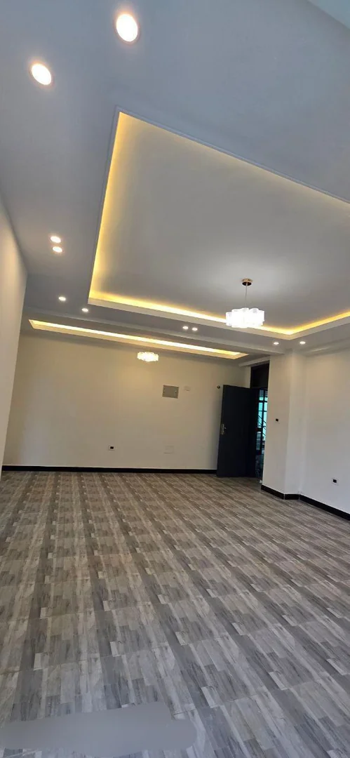 83 ካሬ የሚሸጥ40/60 በአያት 49