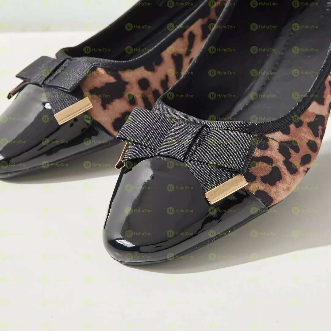 Max Bow Paneled Ballerina Women's Shoe