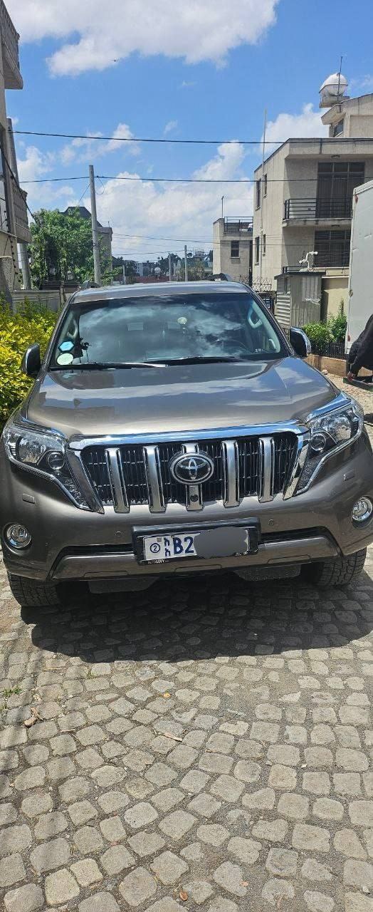 2015 Model-Toyota Ladcruiser Prado