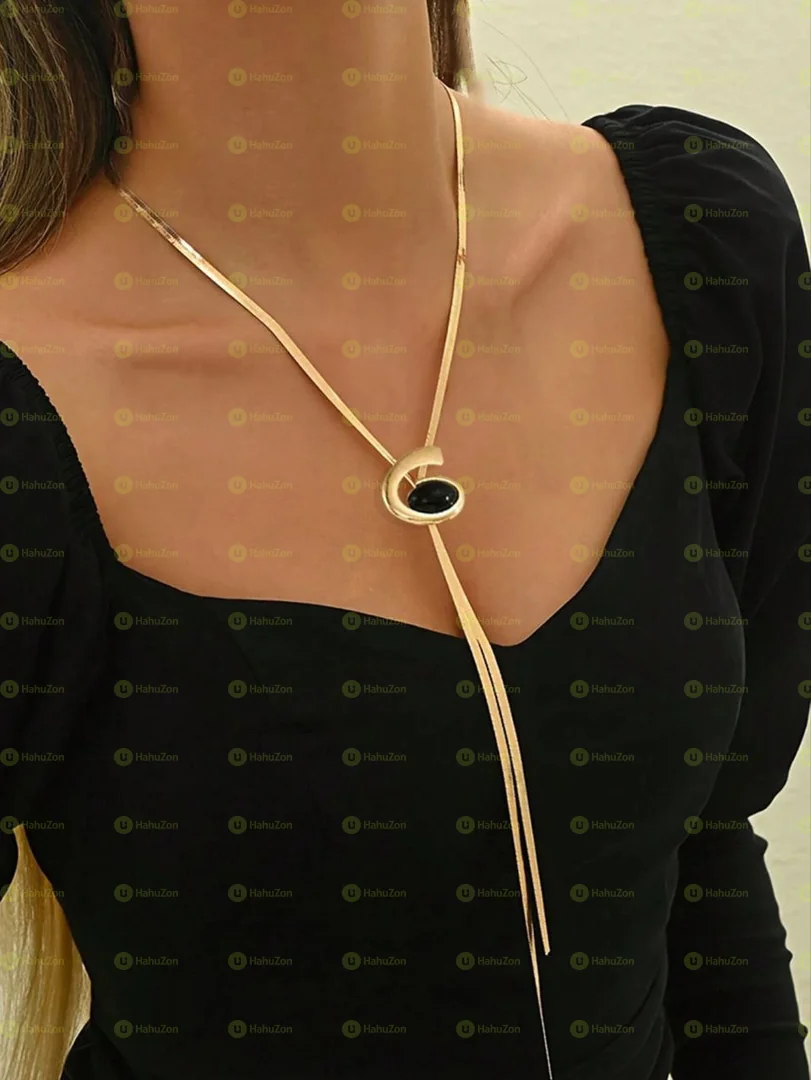 Causal Necklace