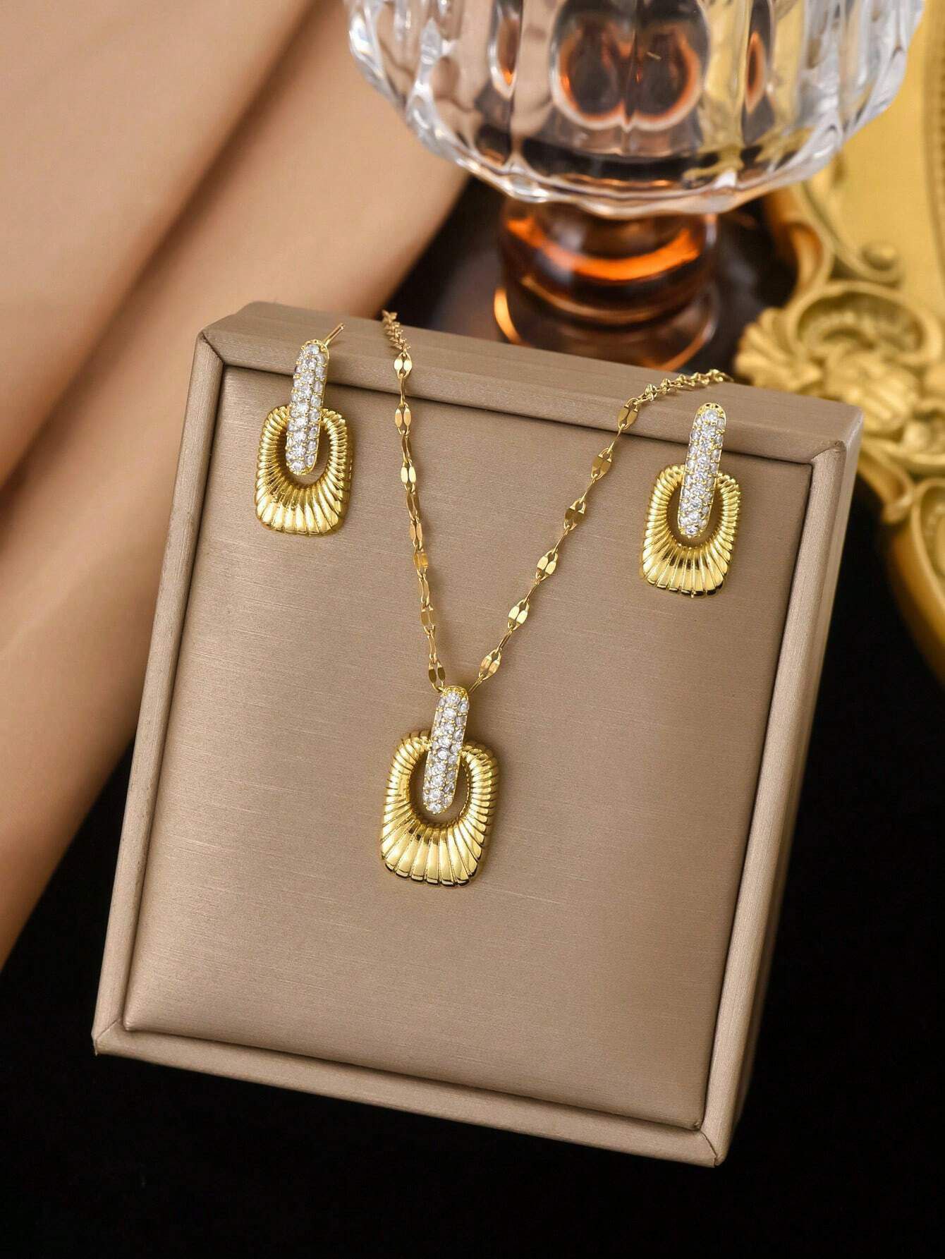Necklace and Earrings Set