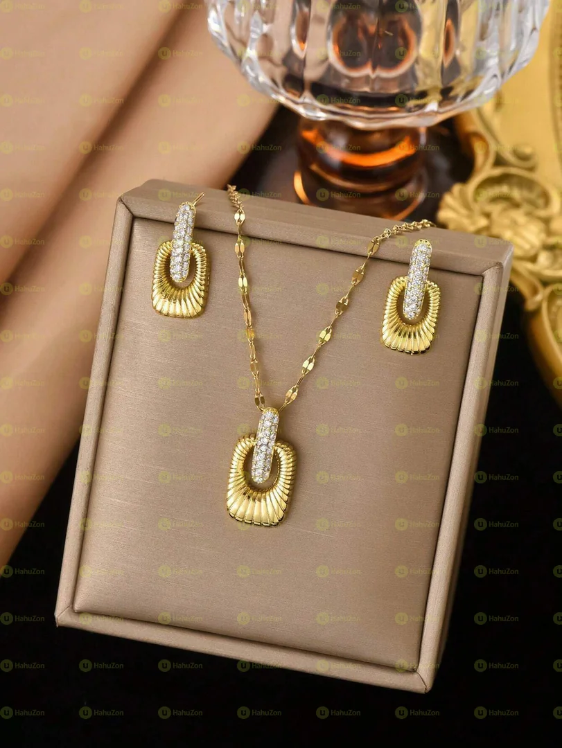 Necklace and Earrings Set