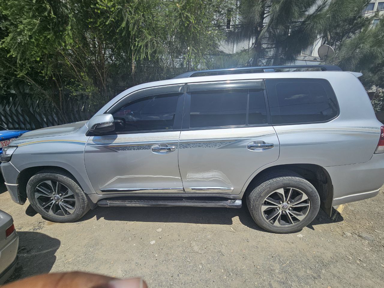 2014 Model-Toyota Land Cruiser V8 VXR