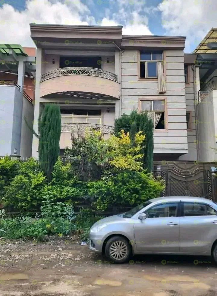 150 ካሬ የሚሸጥ G+2 ቤት በአያት