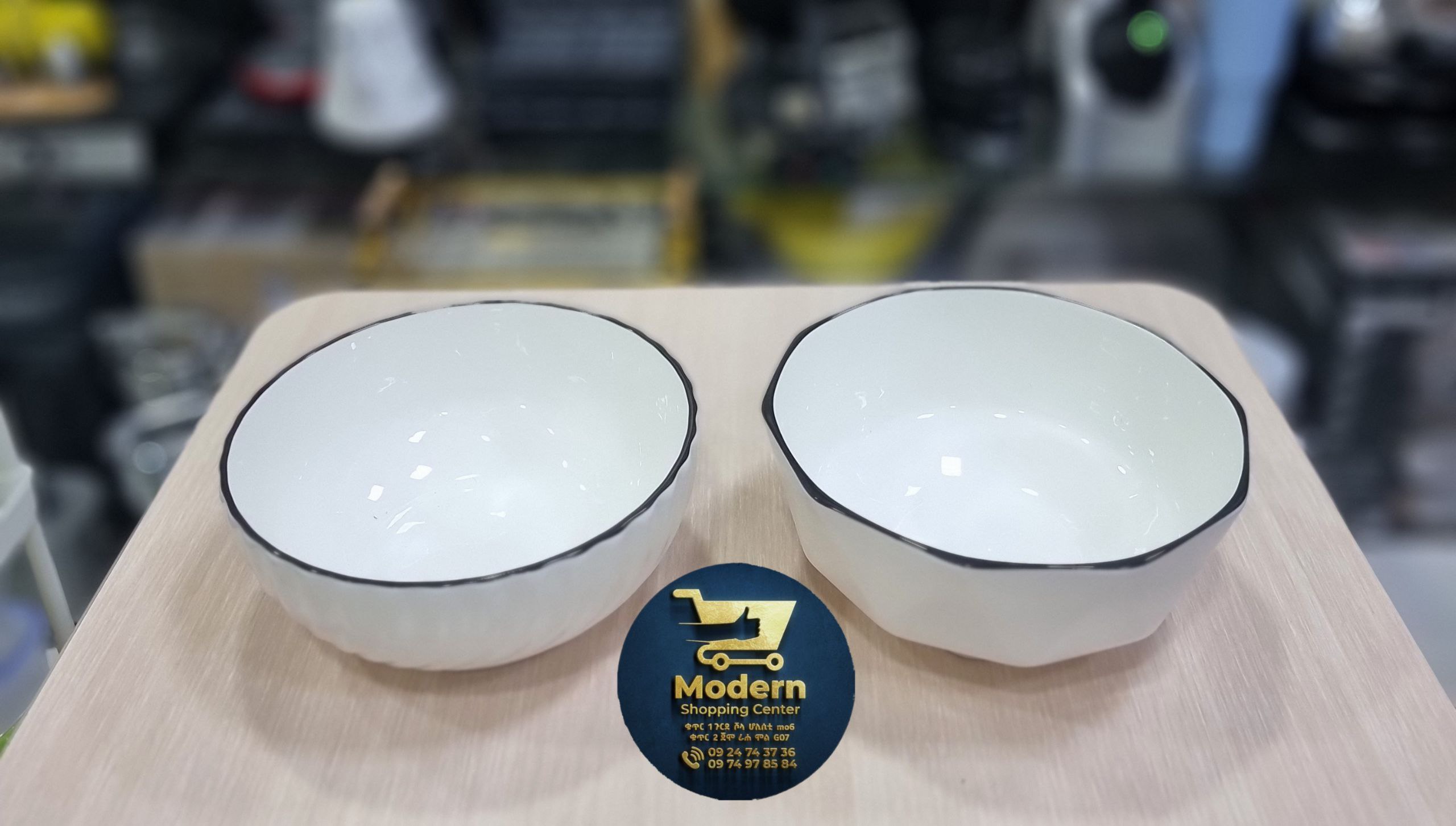 ከንፁህ ሸክላ የተሰሩ የወጥ እና የሰላጣ ማቅረቢያ