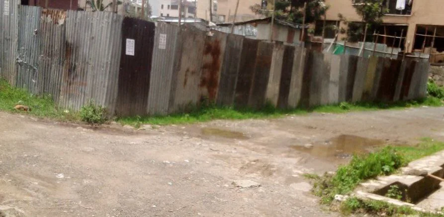 500 ካሬ የሚሸጥ ቦታ በሰሚት