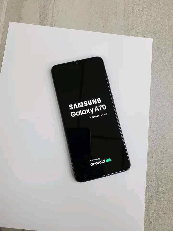 Samsung A70