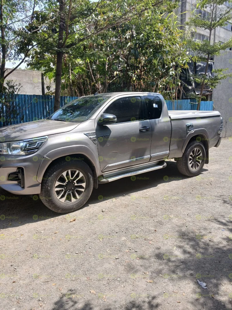 2020 Model-Toyota Hilux Revo