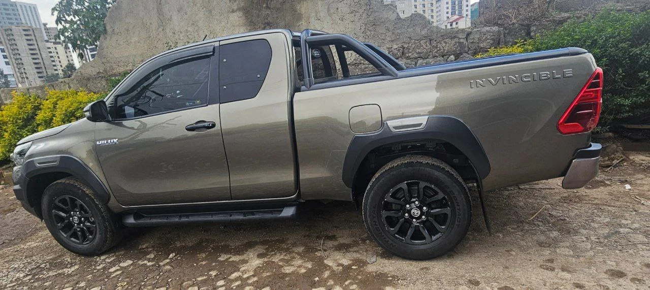 2022 Model-Toyota invisible