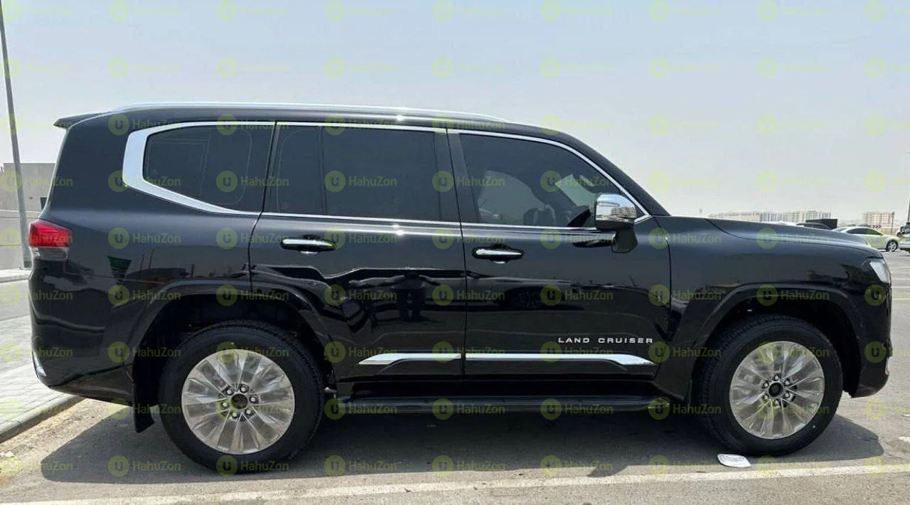 2023 Model-Toyota Land Cruiser 300