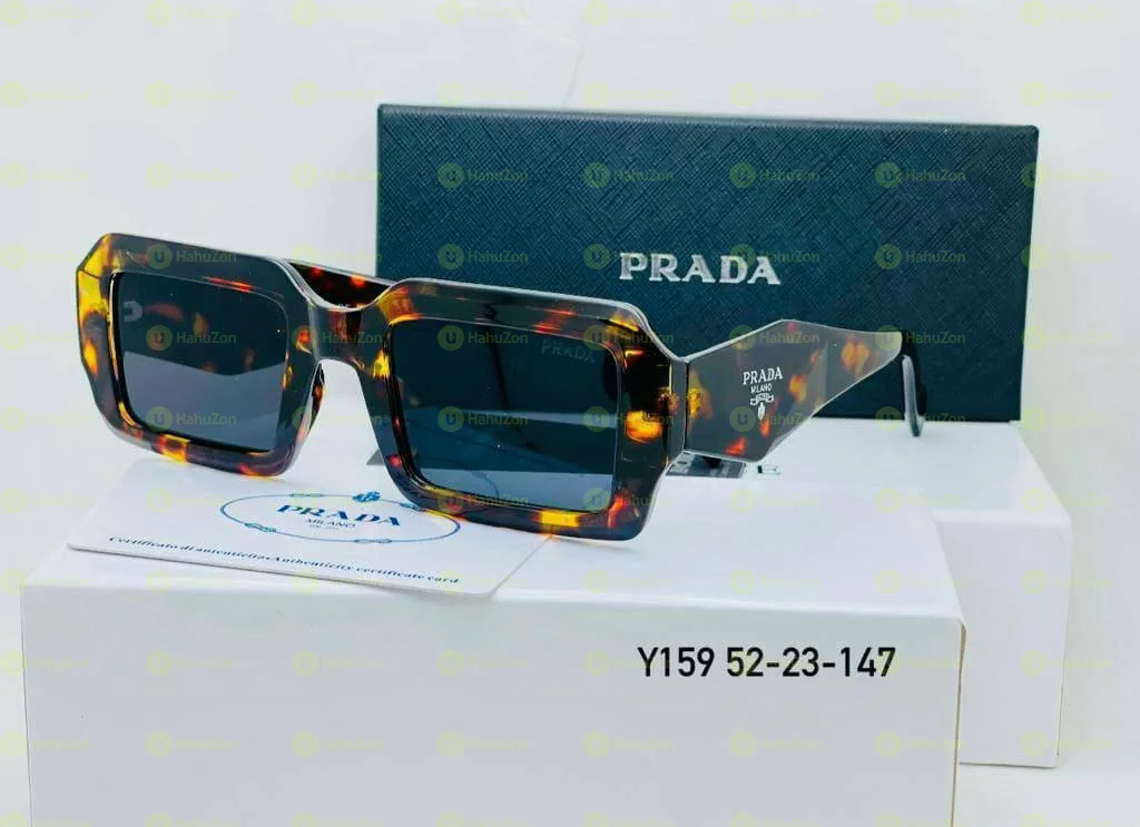 Fashionble Eyeglasses