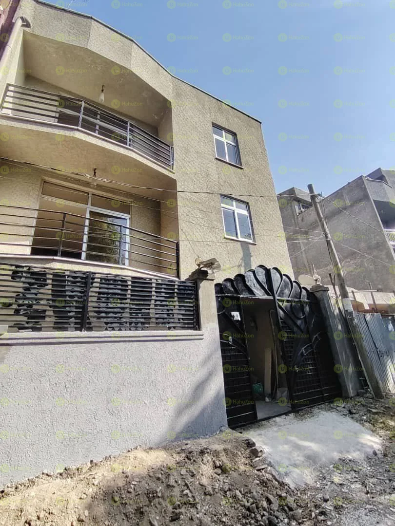 72 ካሬ የሚሸጥ G+2 ቤት በቃሊቲ