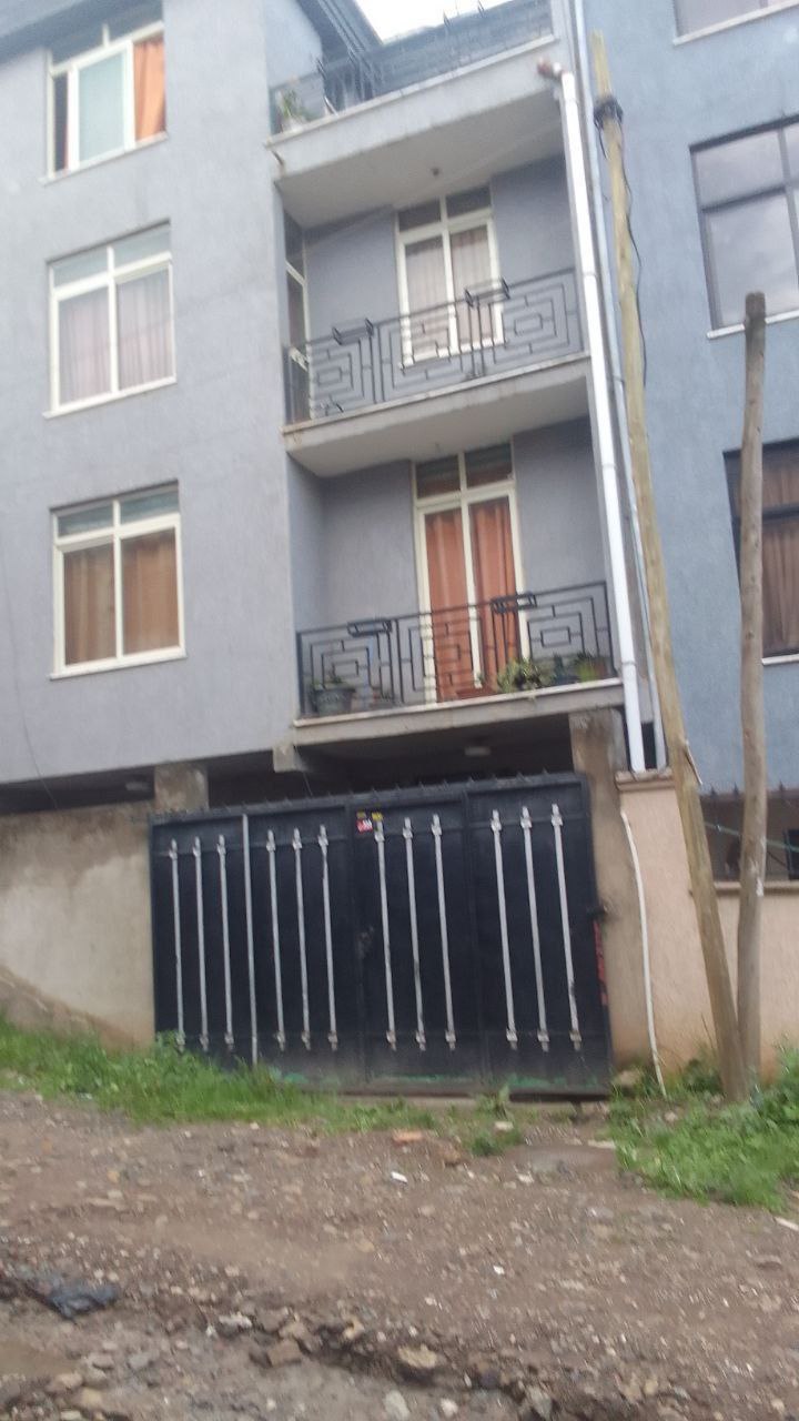 G+3 ቤት የሚሸጥ ቤት በሰሚት 72