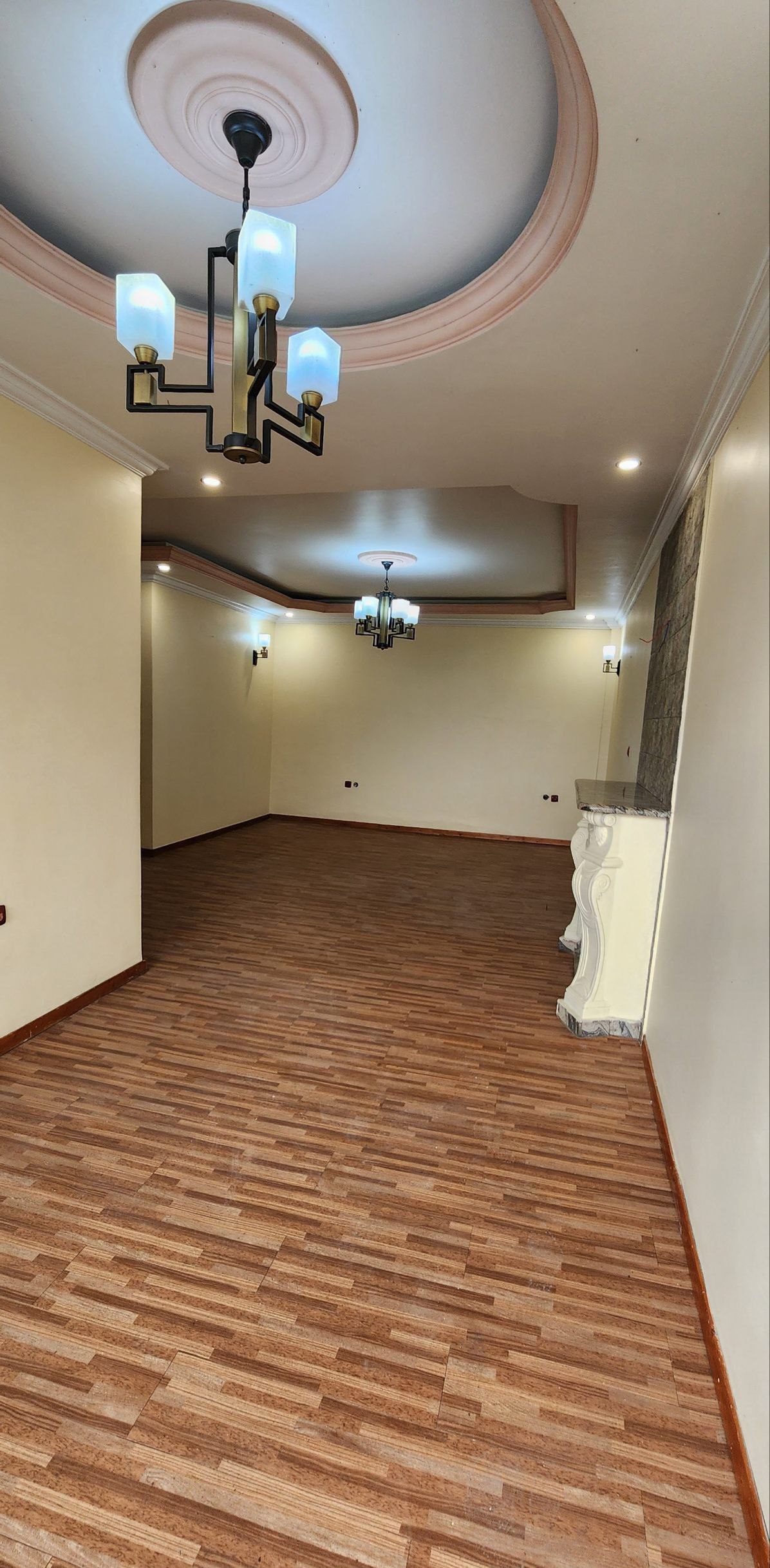 105 ካሬ የሚሸጥ አፓርትመንት በየተባበሩት