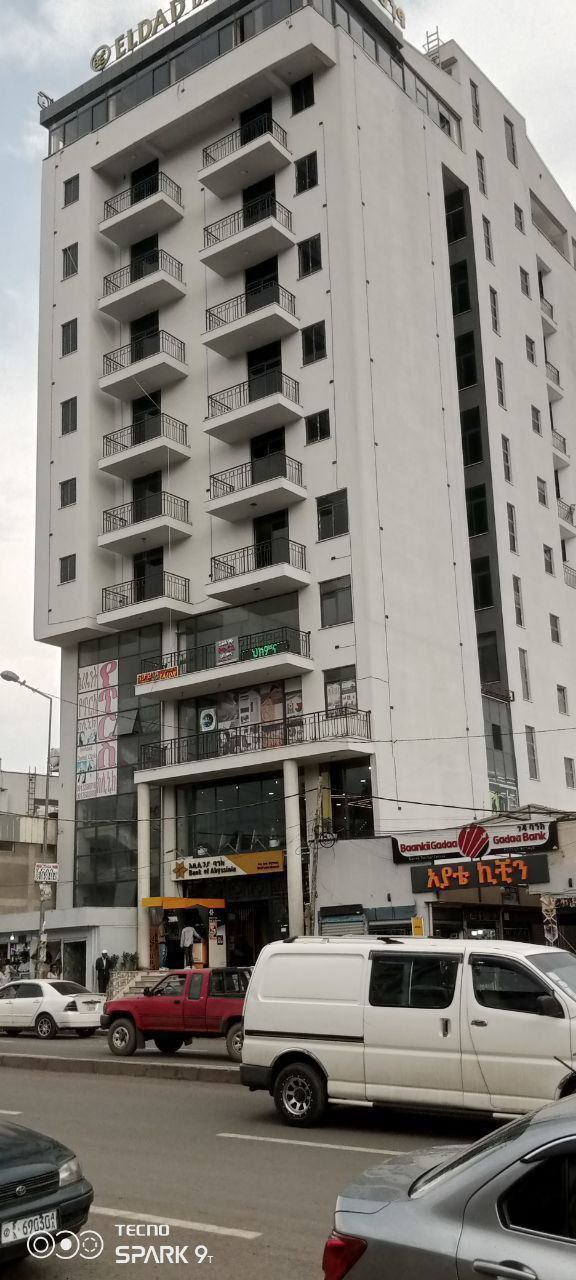 520 ካሬ የሚሸጥ ጂ+10 ህንጻ በወሰን