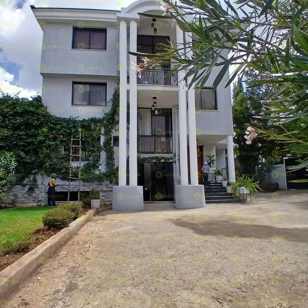 750 ካሬ የሚሸጥ G+2  ቤት በሲኤምሲ