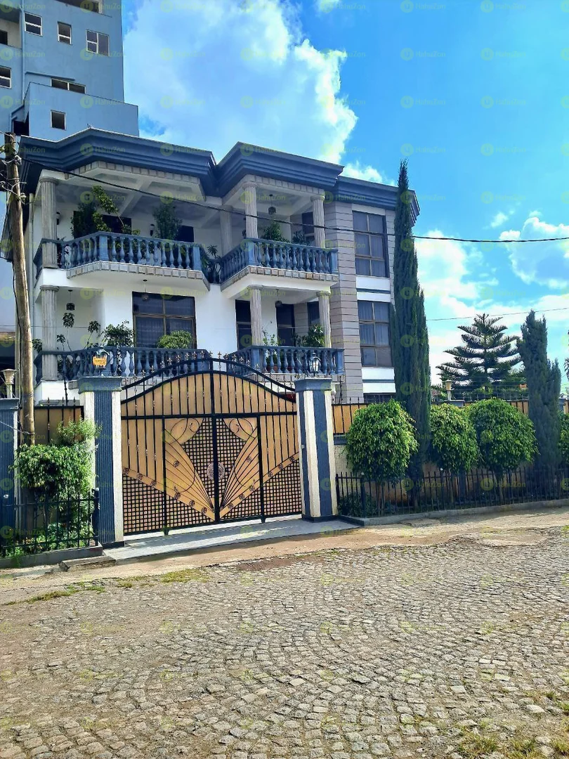 350 ካሬ የሚሸጥ ቤት በአያት