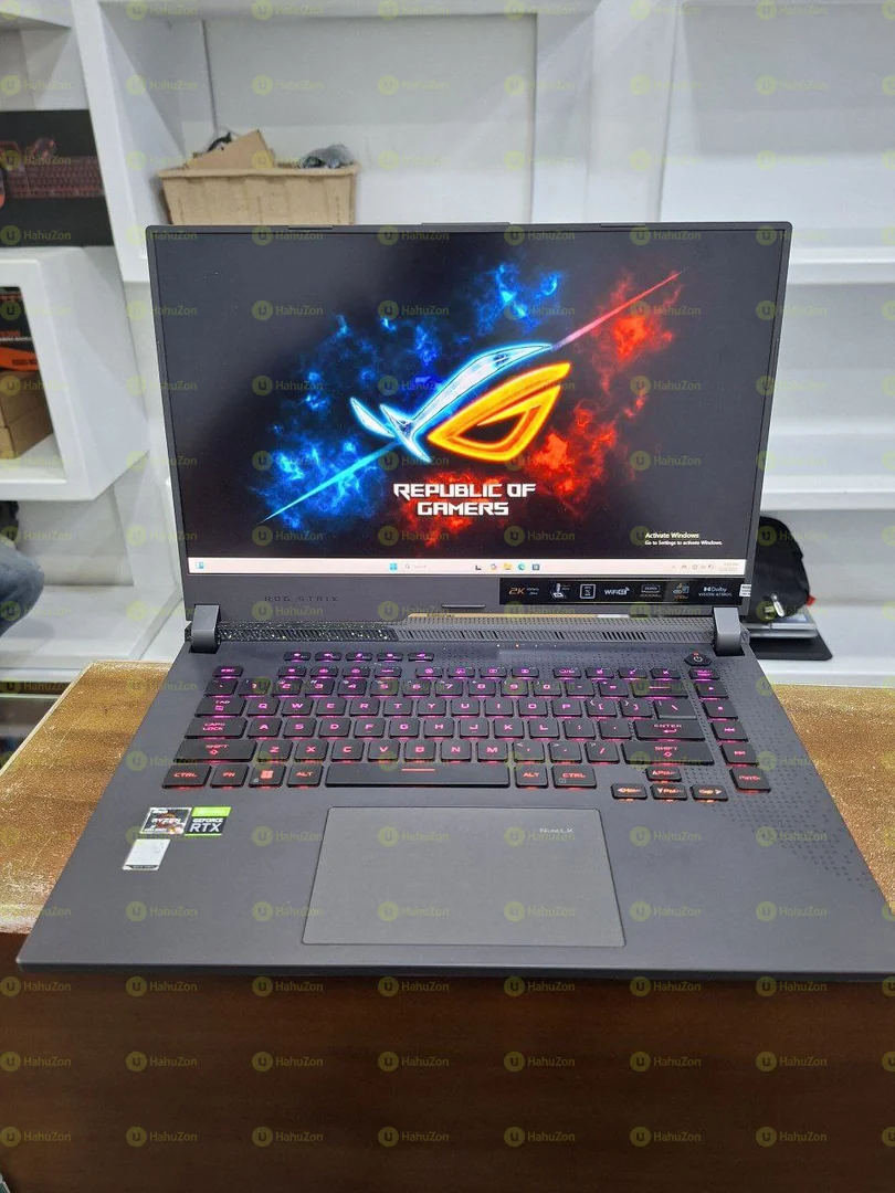 Asus Pro Strix Amd Ryzen 9-6900H 3.3Ghz Laptop