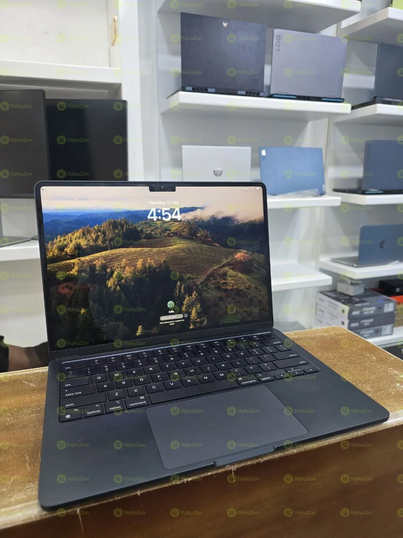 Apple MacBook Air  M2 Chip 2022 Laptop