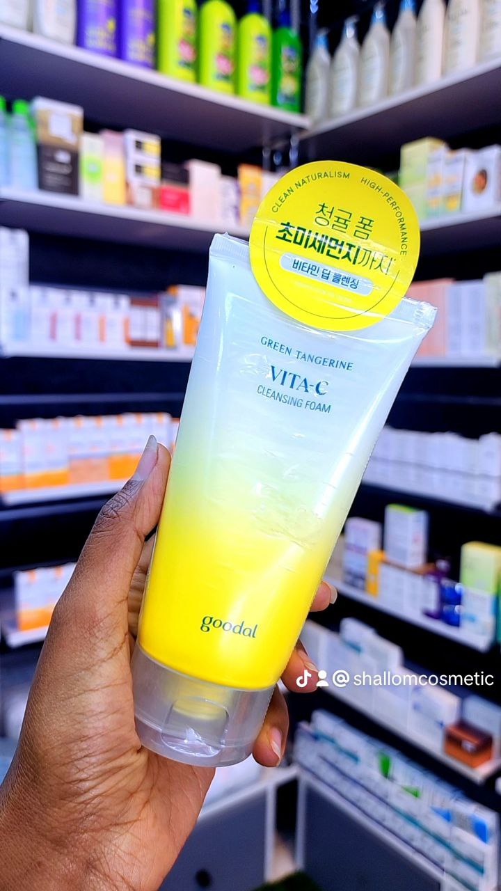 Goodal Green Tangerine Vita C Cleansing Foam
