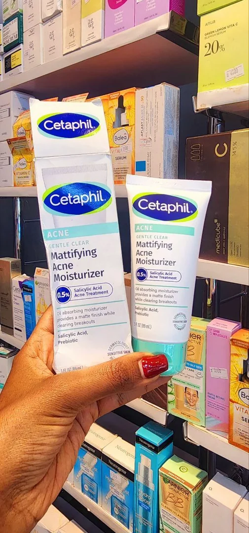 Cetaphil Gentle Clear Mattifying Acne Moisturizer