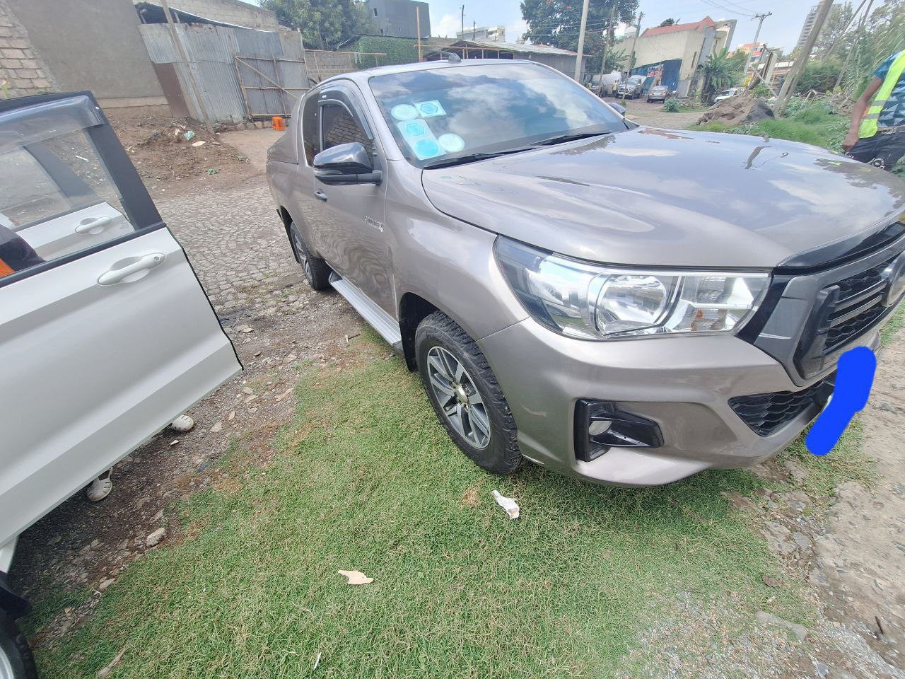 2020 Model-Toyota Hilux Revo X-cub