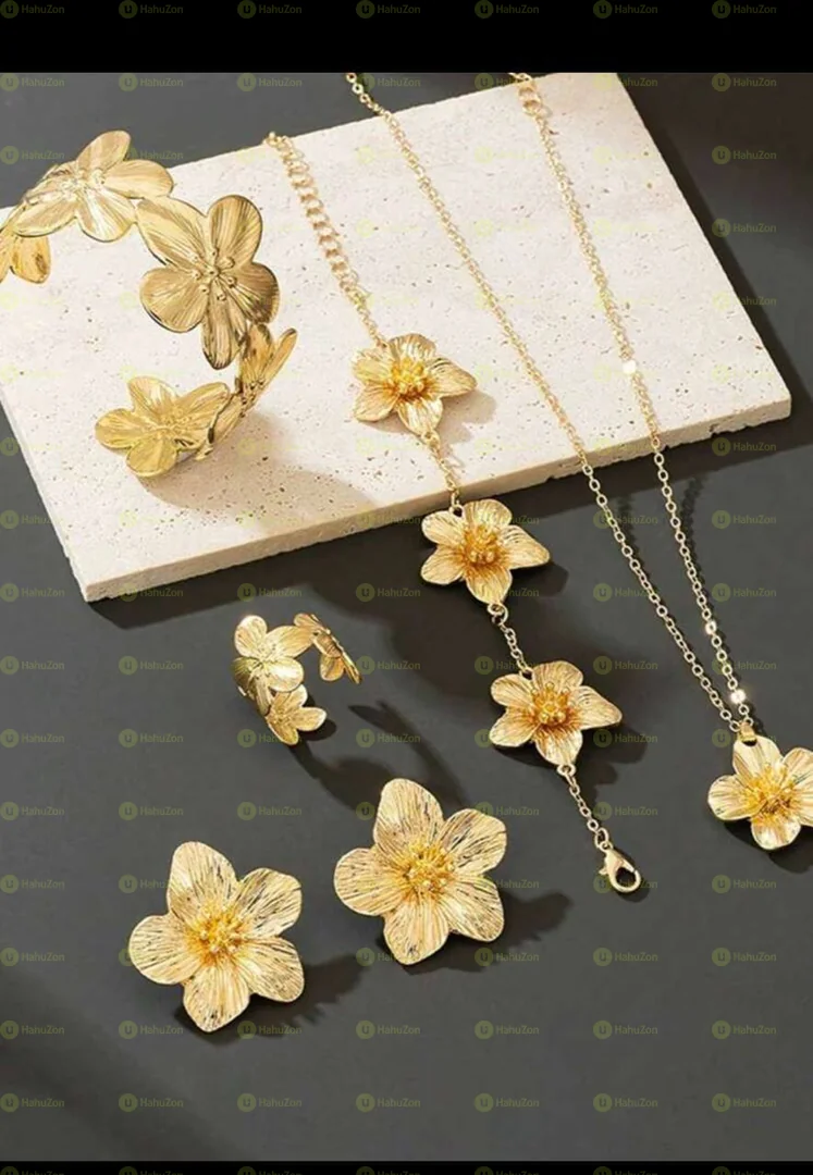 Necklace and Earrings Set