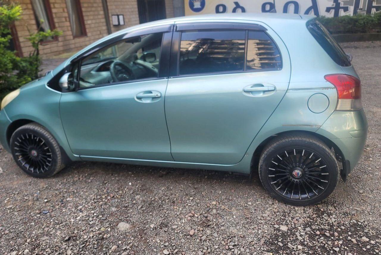 2010 Model-Toyota Compact