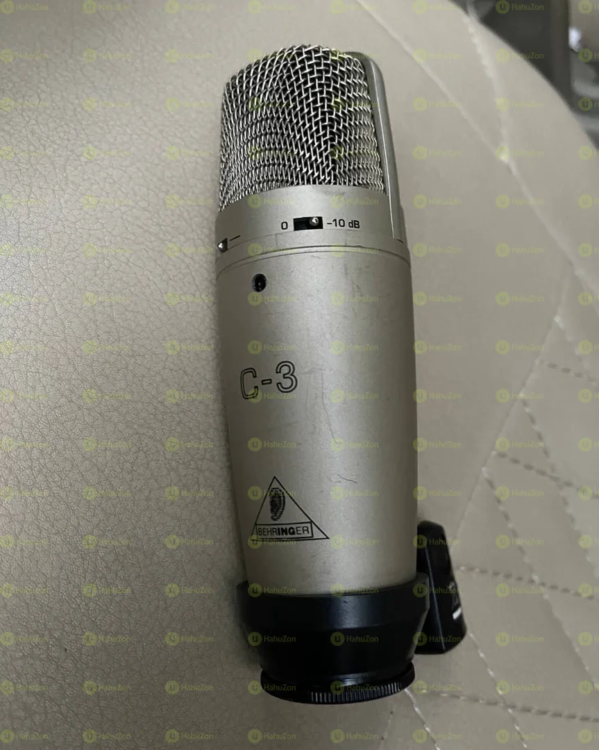 Behringer C-3 Studio Mic