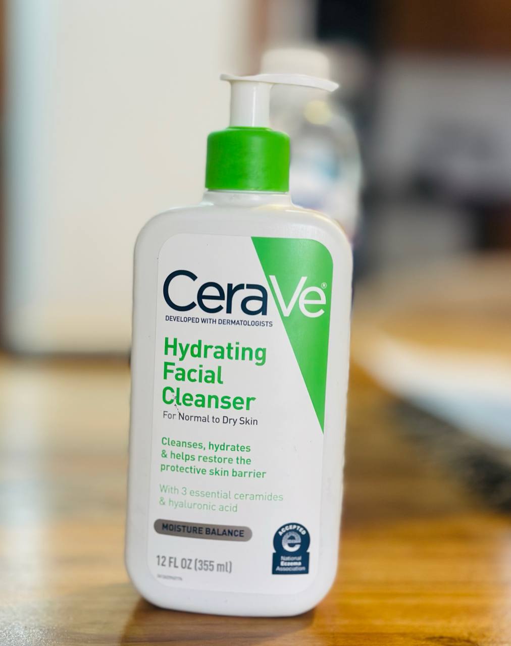 Cerave Hydrating Facial Cleanser