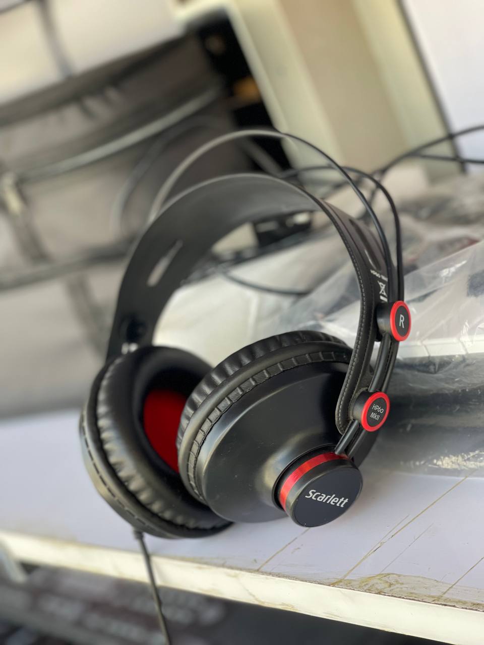Scarlet Studio Headset
