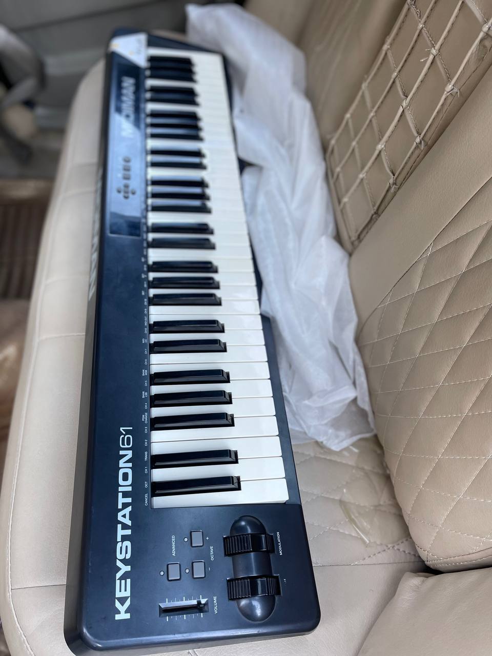 M Audio Key Station 61 Keys Midi Keyboard