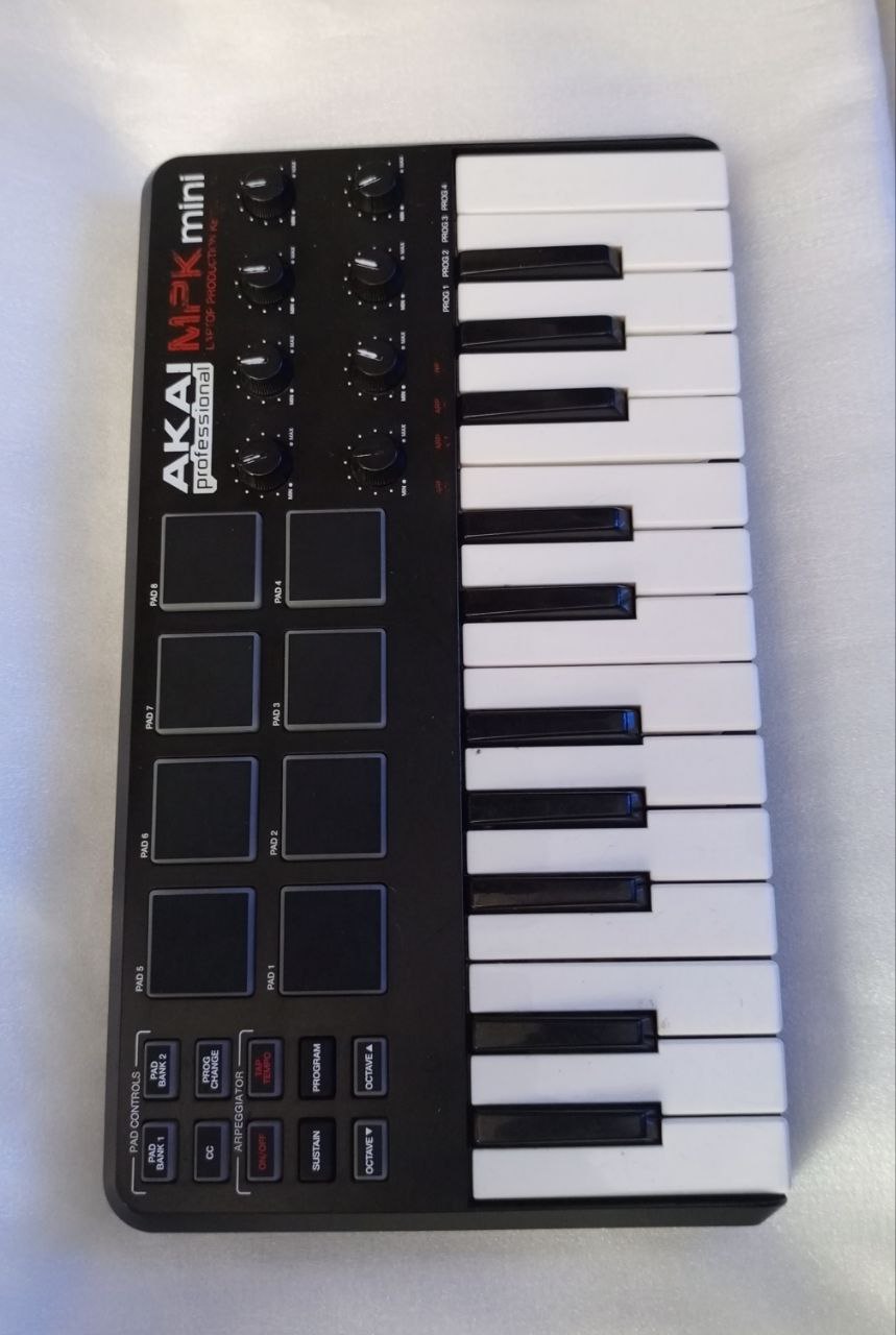 AKAI MPK Studio Keyboard