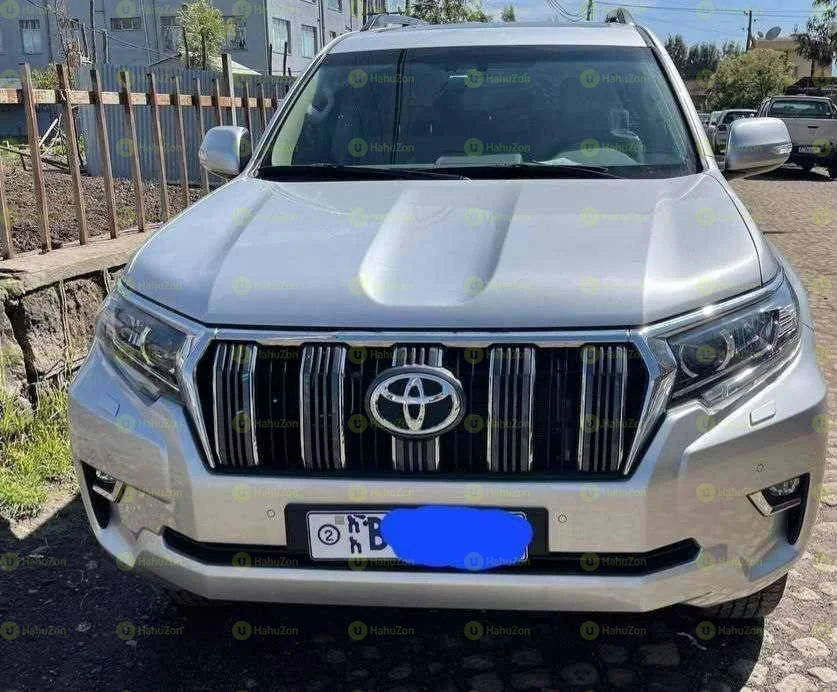 2019 Model-Toyota Land Cruiser Prado