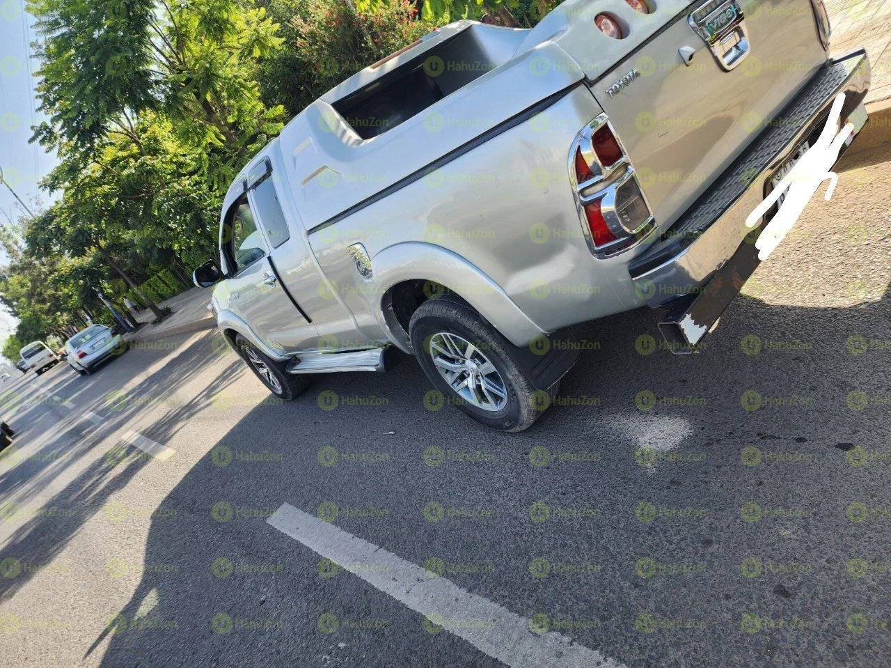 2012 Model-Toyota Hilux Kin Cap