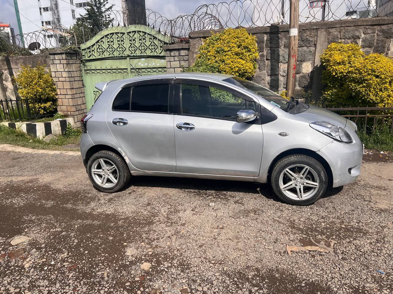 2007 Model-Toyota Yaris Compact