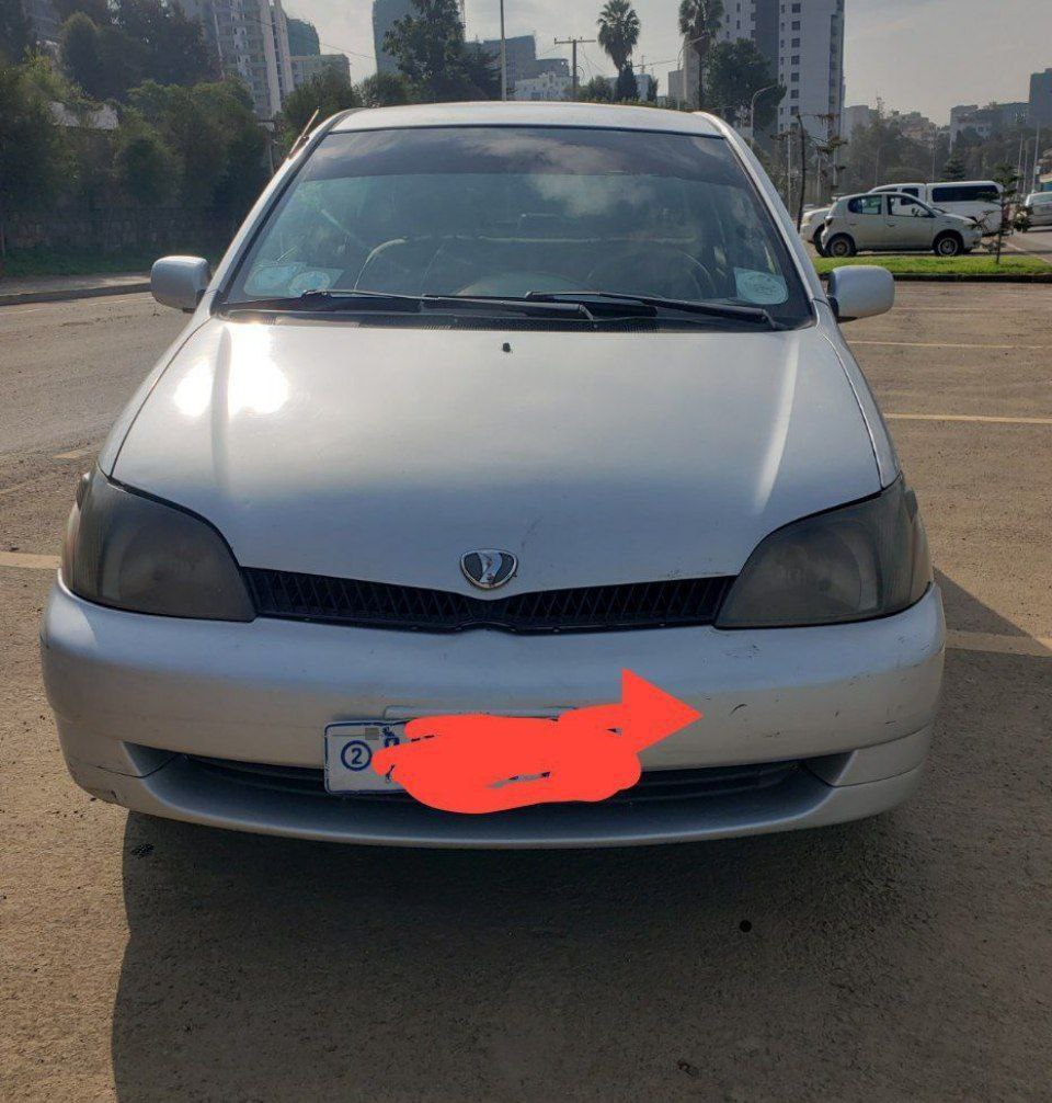 2001 Model-Toyota Platz